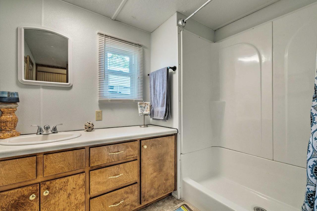 Cabin With Fire Pit, Walk To Steinhatchee River! Exterior foto